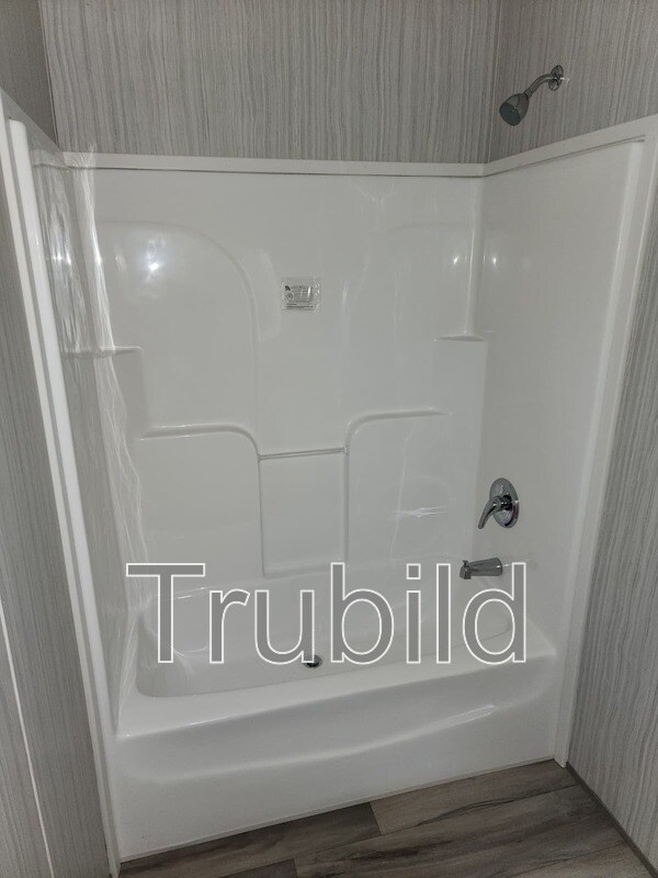 Foto del edificio - 1000 Wave Ln