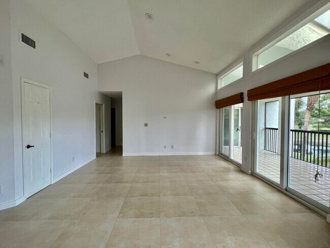 Building Photo - 7918 Granada Pl