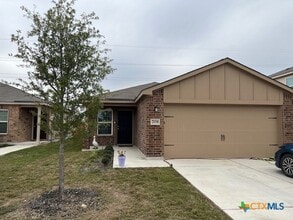 Building Photo - 708 Shoal Crk