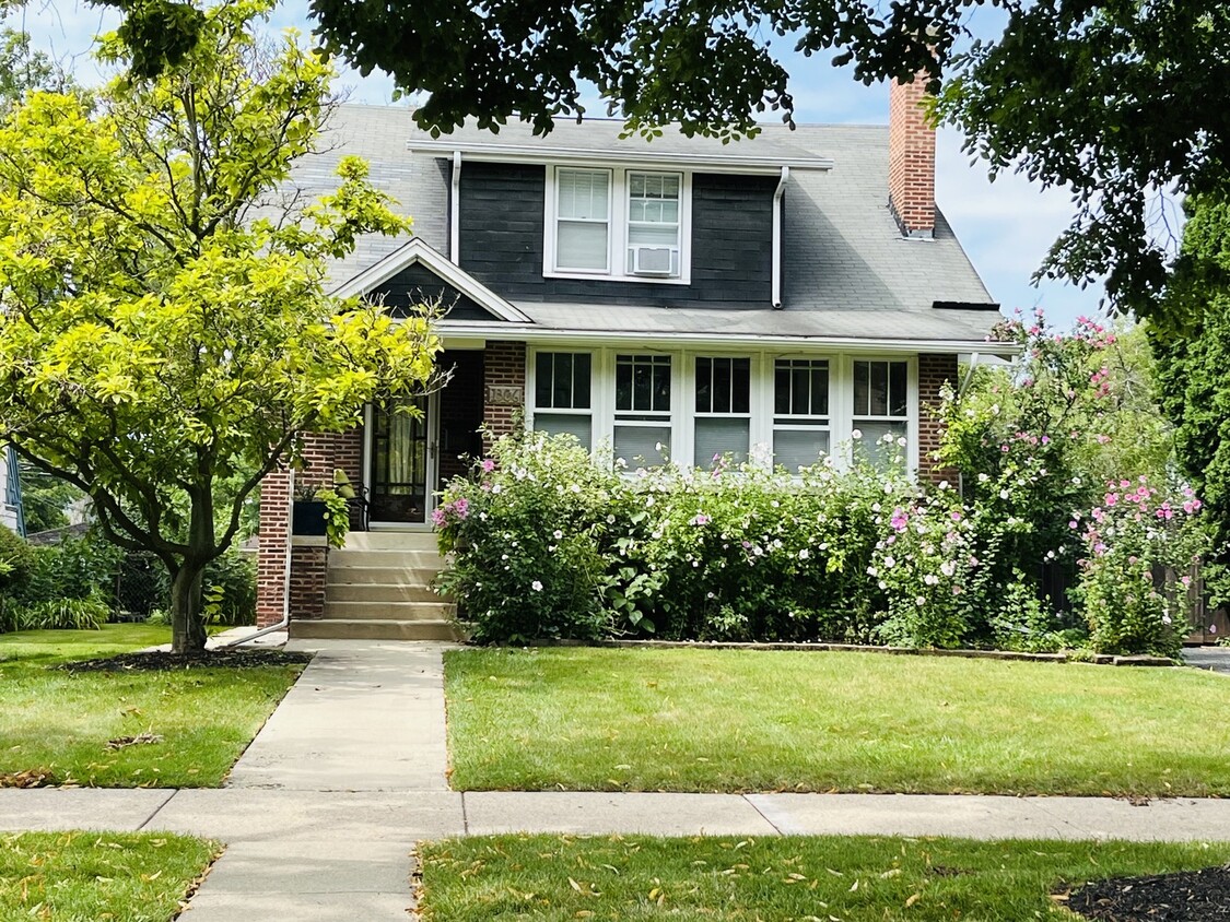 Foto principal - 1306 Wilmette Ave