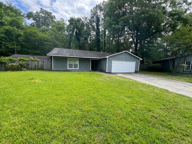 Foto del edificio - Completely Renovated North Charleston Home