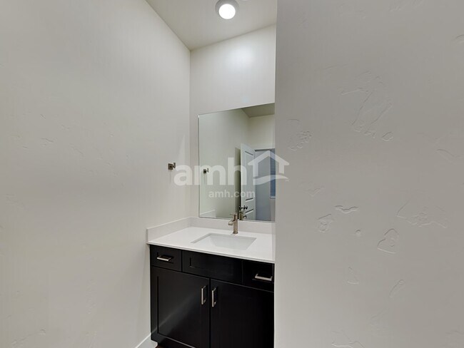 Building Photo - 6663 W Achievement Street