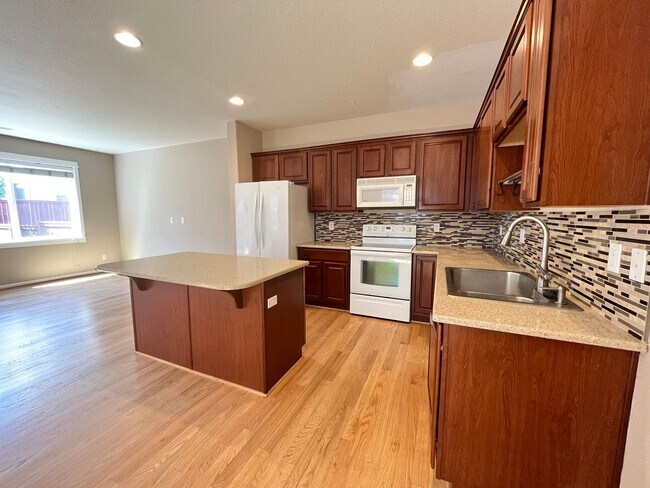 Foto del edificio - Beautiful 3Bd + 2.5Ba in Sherwood!! Enjoy ...