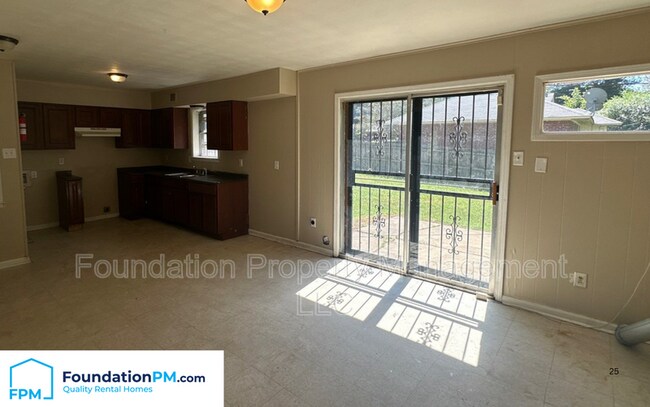 Foto del edificio - 2171 Corning Ave