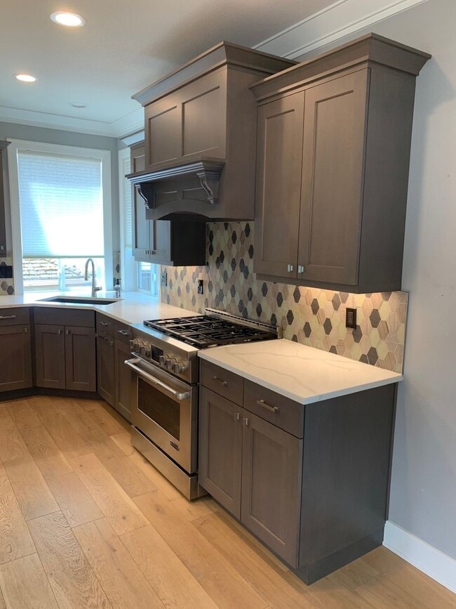 Foto del edificio - Montavilla Four Bedrooms, Four Bathrooms H...