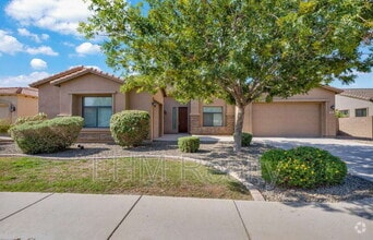 Building Photo - 3093 E San Carlos Pl