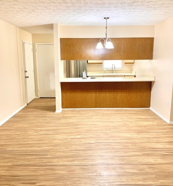 Foto principal - 1950 Paine Ave