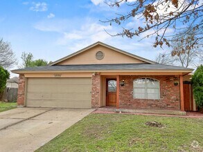 Building Photo - 5906 Lakey Dr