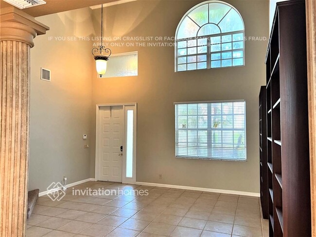 Building Photo - 107 Hidden Hollow Dr