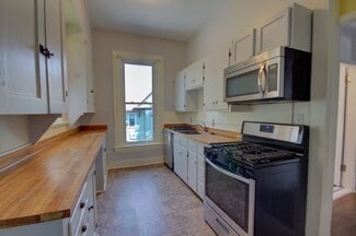 Building Photo - 520 W 7th St