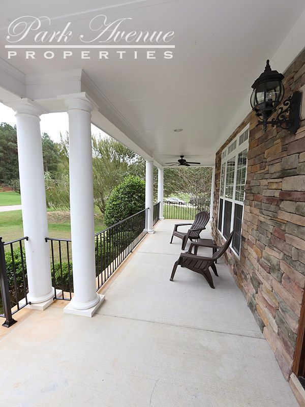 Building Photo - 7421 Oriole Dr