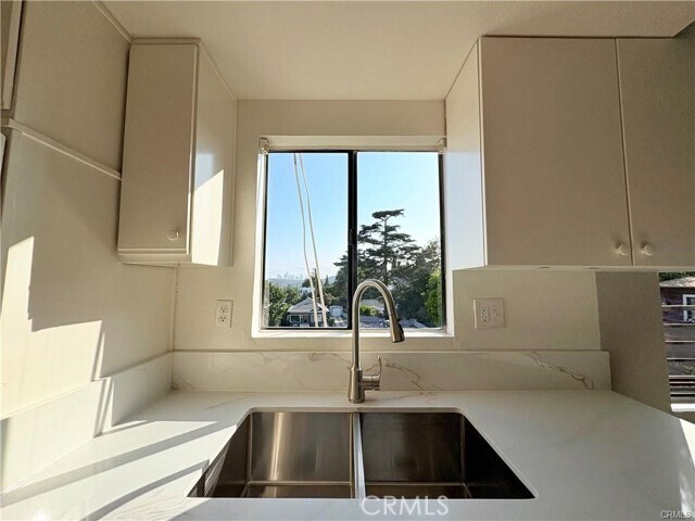 Foto del edificio - 316 W Ave 38