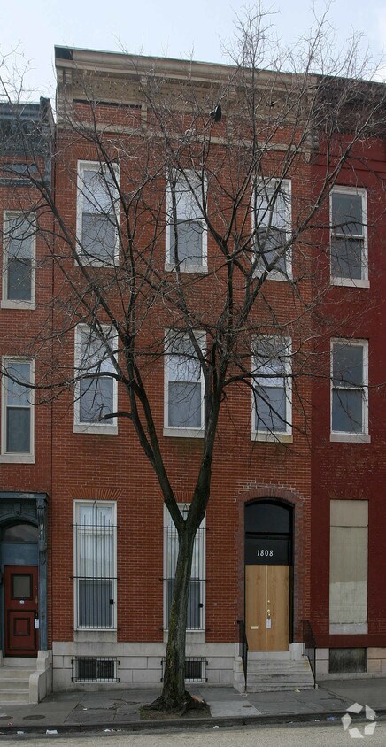 Foto del edificio - 1808 Mcculloh St