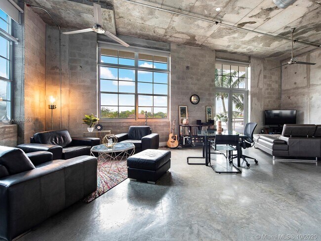 Foto del edificio - 444 NW 1st Ave