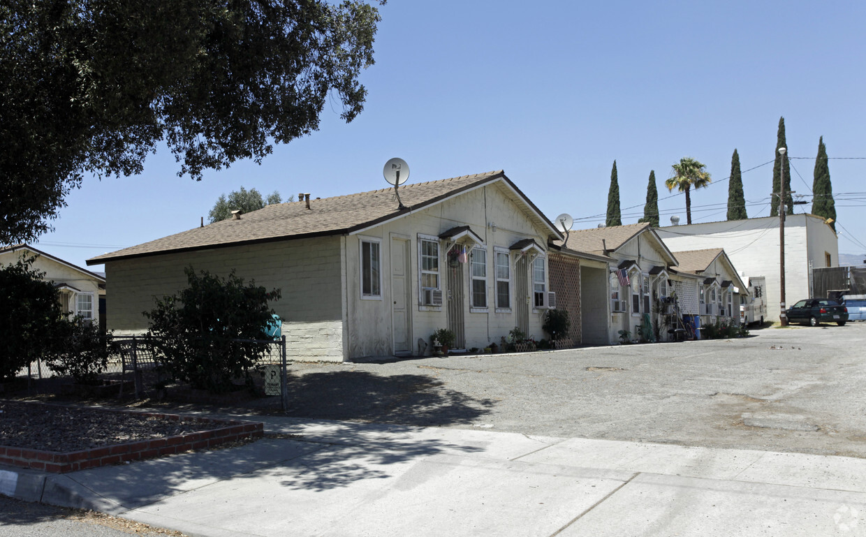 Foto del edificio - Mountain View Apartments