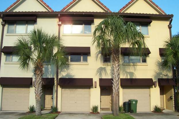 Building Photo - 445 8th Ave N