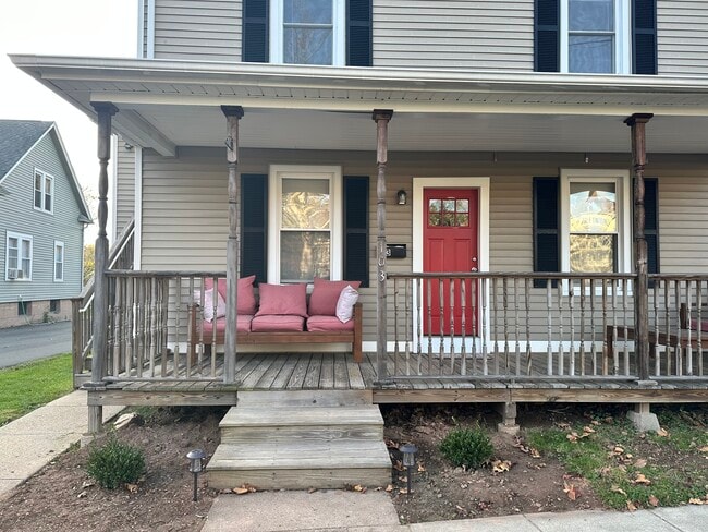 Building Photo - 103 Birdsey Ave
