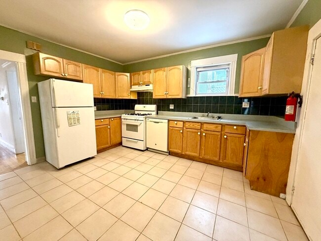 Building Photo - 8 Berkeley St