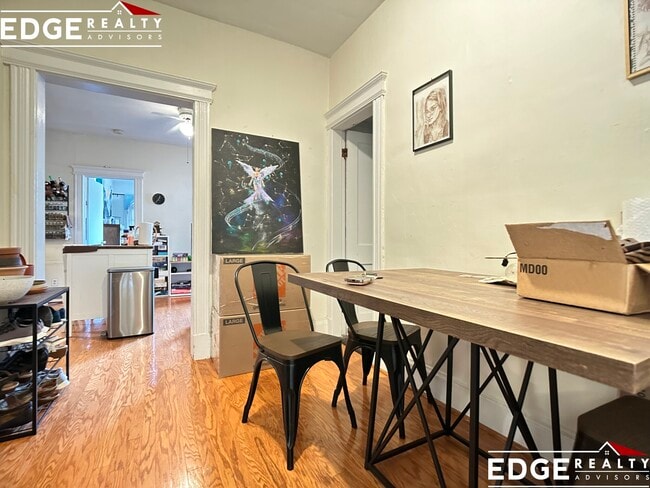 Foto del edificio - 26 Park Vale Ave