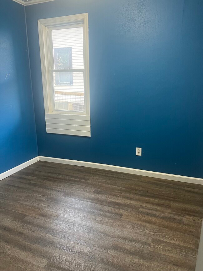 Foto del edificio - 215 W Caledonia St