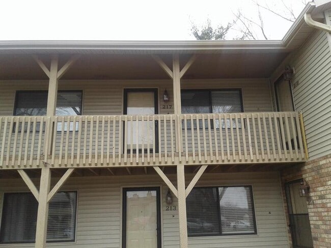 Building Photo - 217 Eagle Ridge