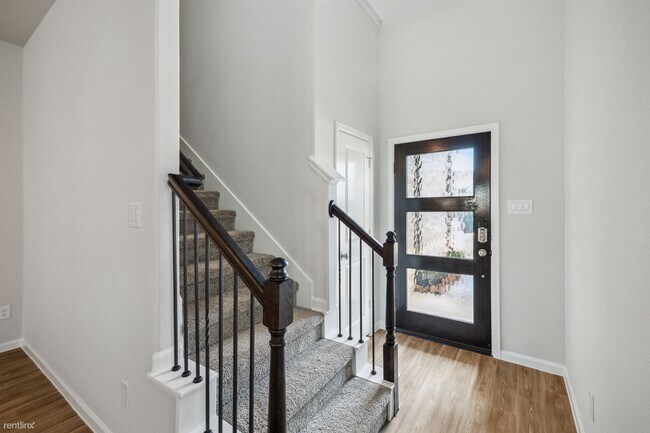 Foto del edificio - 5 br, 3 bath House - 12930 River Run