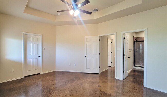 Foto del edificio - 126-128 Stacy Ln