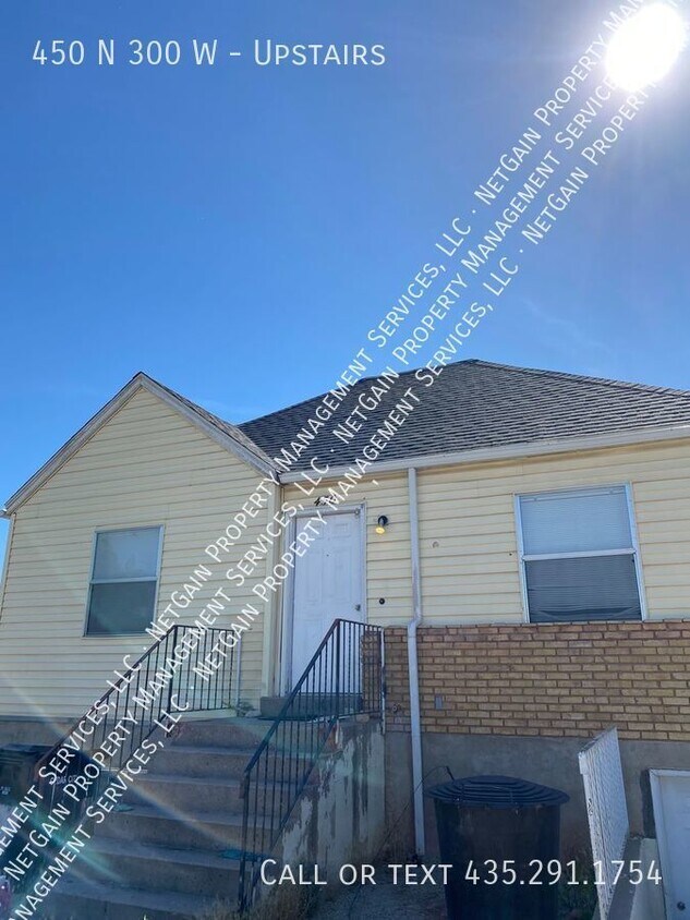 Primary Photo - Pet Friendly 2 Bedroom 1 Bath apartment