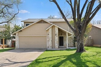 Building Photo - 4503 Sarasota Dr