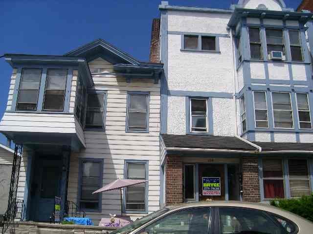 Building Photo - 138 Mohawk St