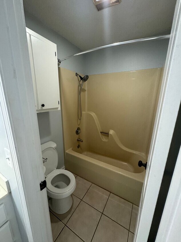 Foto principal - 1405 N Main