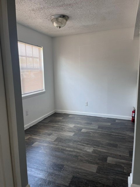 Foto del edificio - 3215 Baird Ave