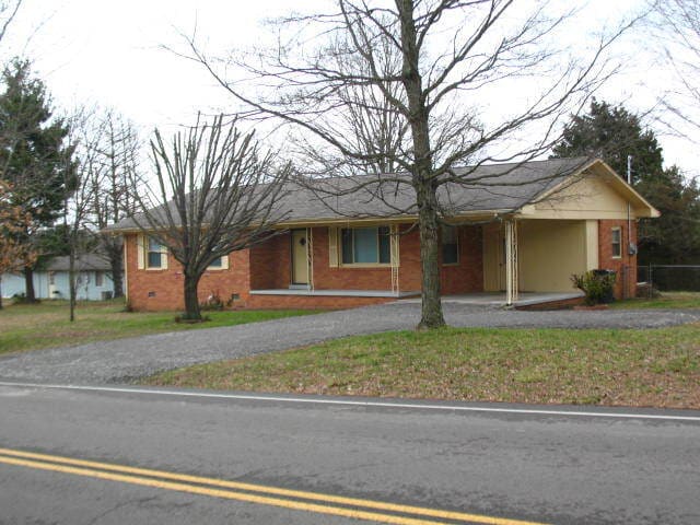 Dickson ,Tn.  1470 Sq Ft , Single Family Home , 3 Br , 2 Ba ,  Living Room , Dining Room , Large Kit - 106 Jones Creek Rd