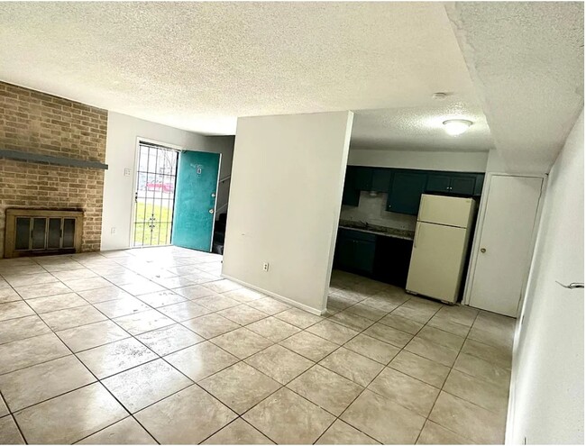 Building Photo - 2904 Sweeney Ln