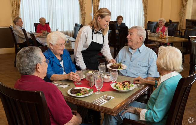 Building Photo - Mountain Creek Retirement Living