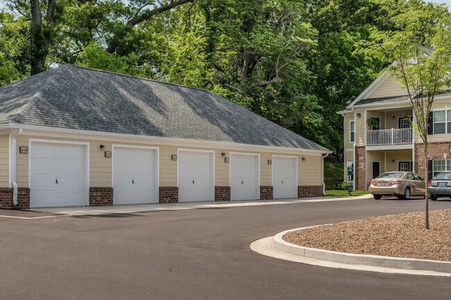 Foto del edificio - Cumberland Trace Village Apartments