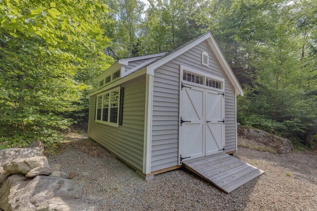 Building Photo - 93 Lady Slipper Rd