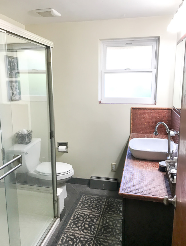 Main bathroom - 4326 3rd Ave NW