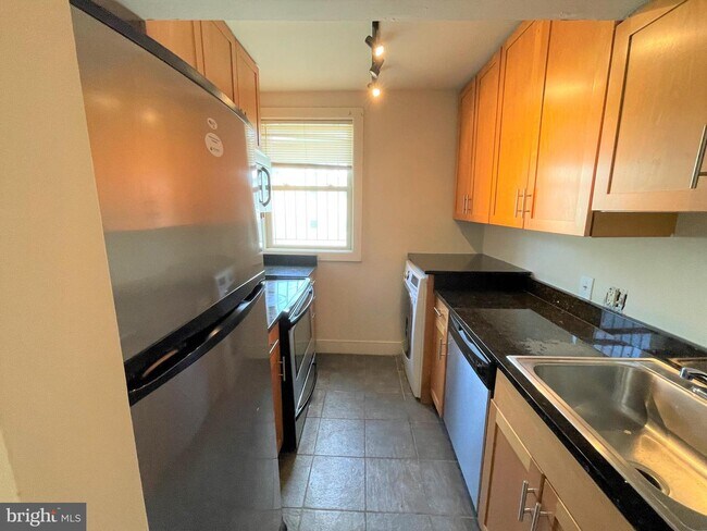 Foto del edificio - 2844 Hartford St SE