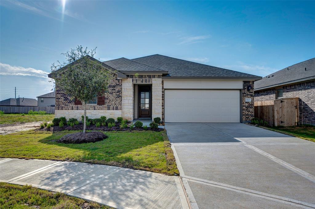 Foto principal - 9807 Willow Crown Ln