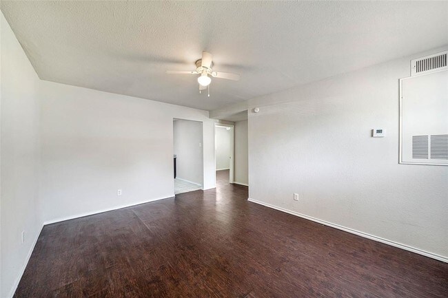 Foto del edificio - 2314 Rosalee St