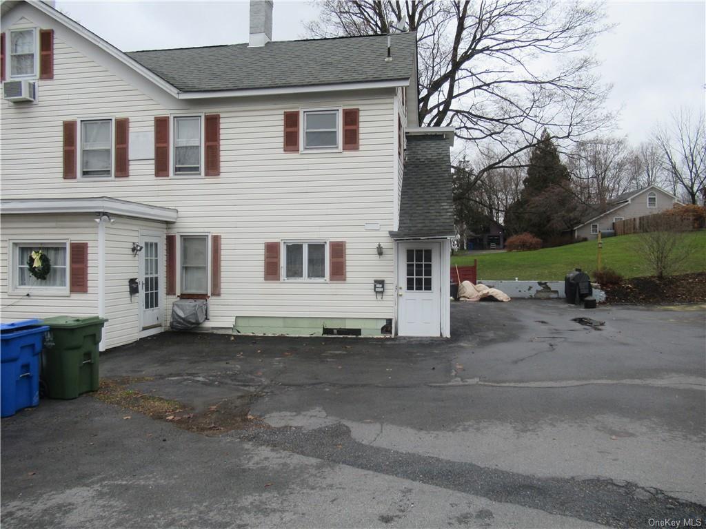 115 N Main St, Florida, NY 10921 Room for Rent in Florida, NY