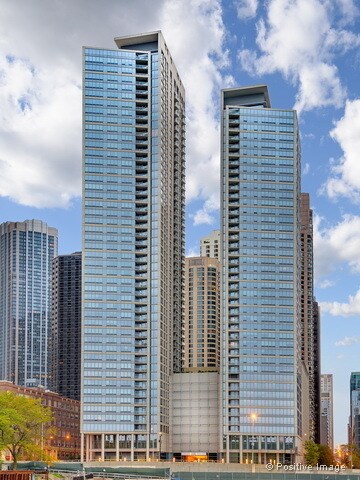 Primary Photo - 600 N Lake Shore Dr