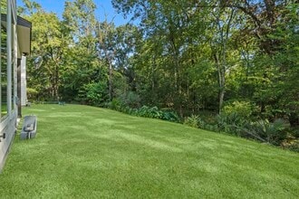 Building Photo - 1007 Spokane River Rd