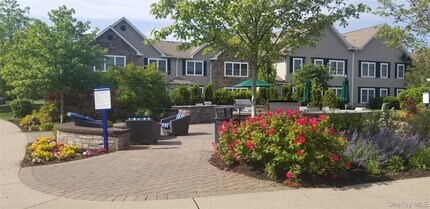 Building Photo - 2200 Dolphin Ln