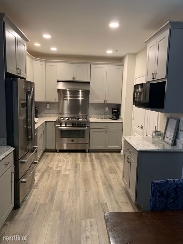 Foto principal - 2 br, 3 bath Condo - 2016 Sams Way