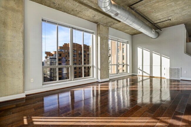 Foto del edificio - 301 Massachusetts Ave NW