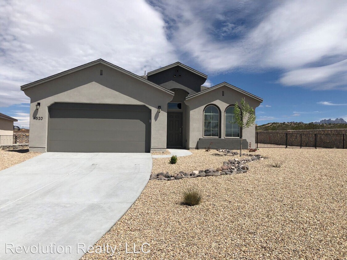 Foto principal - 3 br, 2 bath House - 4520 Latigo Drive