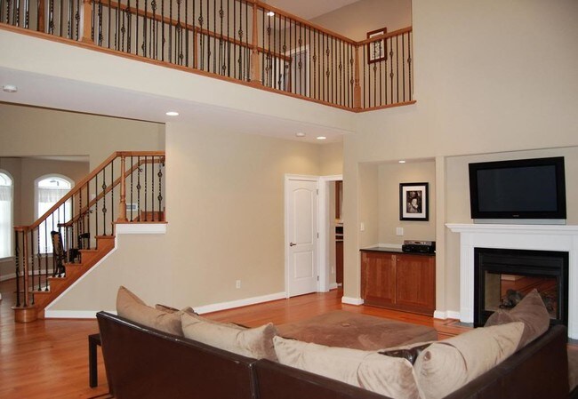 Building Photo - 16 Taylors Mill Ln
