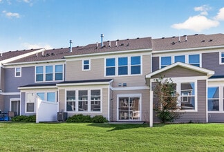 Building Photo - 4810 Airlake Dr
